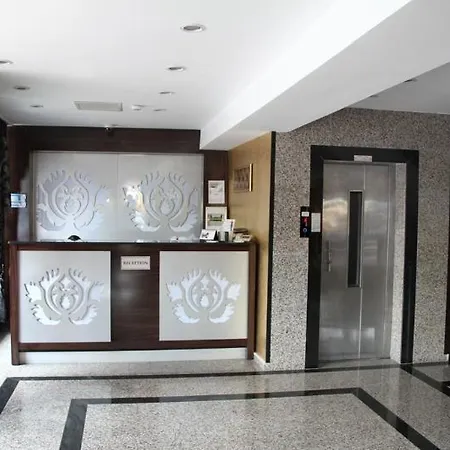 Lara Atalla Отель