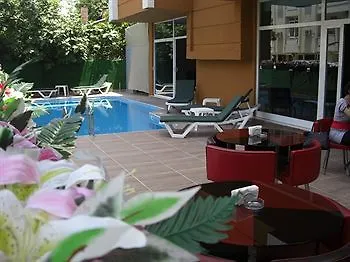 Lara Atalla Hotell