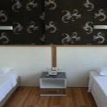 Hotell Lara Atalla 2*