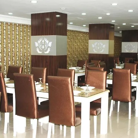 Hotell Lara Atalla 2*