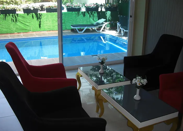 Otel Lara Atalla