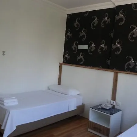 Lara Atalla Otel 2*