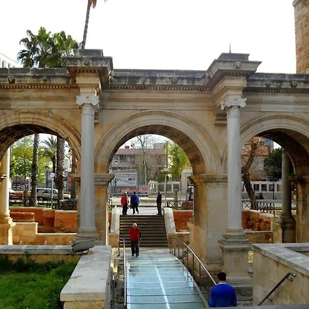 Lara Atalla Hotel